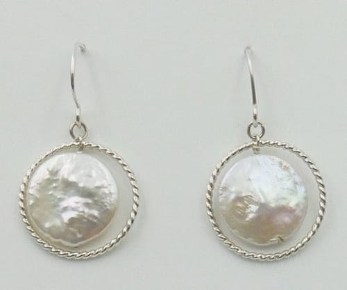 Click to view detail for DKC-1018 Earrings, Silver, Coin Pearls